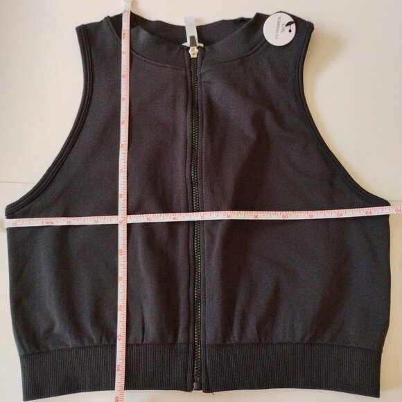 Black Zip Front Crop Top Tank – Slimming Fit, Size L/XL, NWT - Picture 7 of 7
